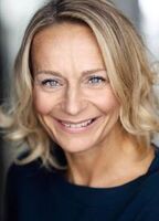 Naomi Allisstone