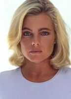 Erika Eleniak