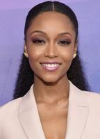 Yaya DaCosta