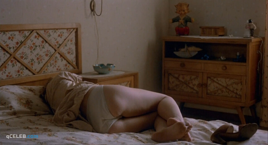 20. Jill Clayburgh nude – La Luna (1979)