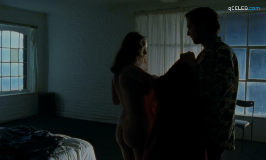 14. Marion Cotillard nude, Nozha Khouadra sexy – Chloé (1996)