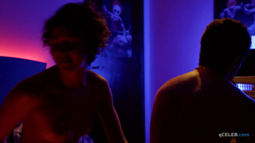 11. Taina Medina nude – Um Dia Qualquer (2020)