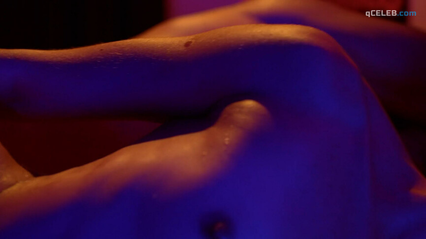 8. Taina Medina nude – Um Dia Qualquer (2020)