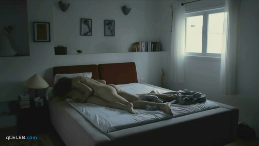 12. Noa Friedman nude, Esti Yerushalmi nude – Urban Tale (2012)