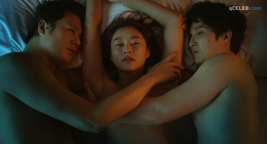 1. Ye Ji-won (Ji-won Ye) nude – Busted! (2019)