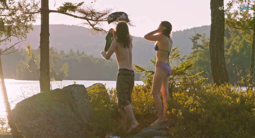 10. Anna Shields nude, Isabelle McNally sexy, Mary Beth Peil nude – The Song of Sway Lake (2018)