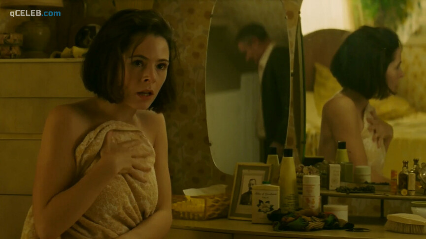 4. Elaine Cassidy nude – When Did You Last See Your Father? (2007)