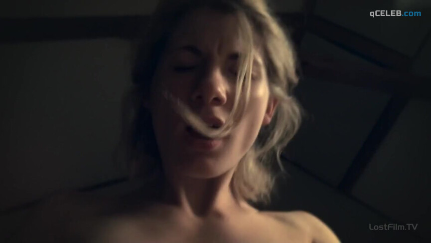 1. Jodie Whittaker sexy – Black Mirror s01e03 (2011)