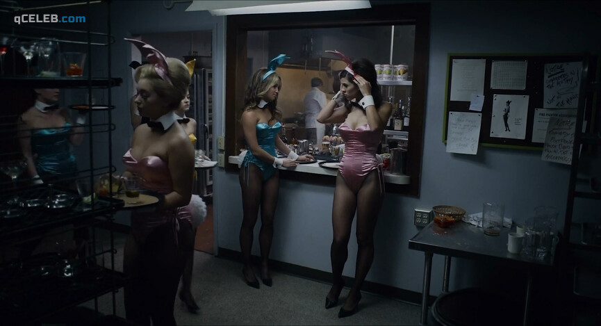 7. Alicia Vikander sexy, Janelle Monae sexy, Julianne Moore sexy – The Glorias (2020)