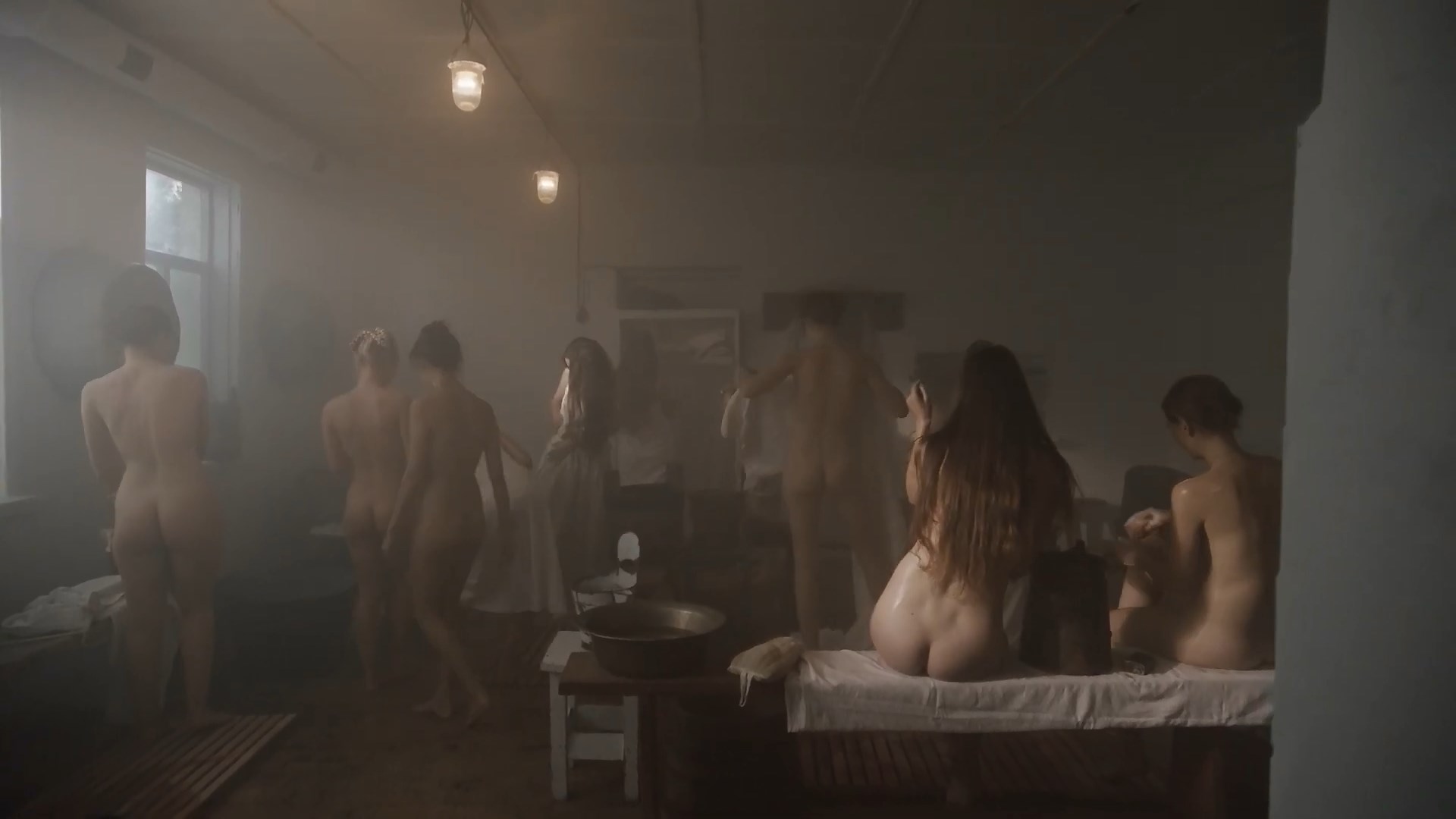 Olena Borozenets and Maryna Koshkina appear sexy in the show “There Will Be...