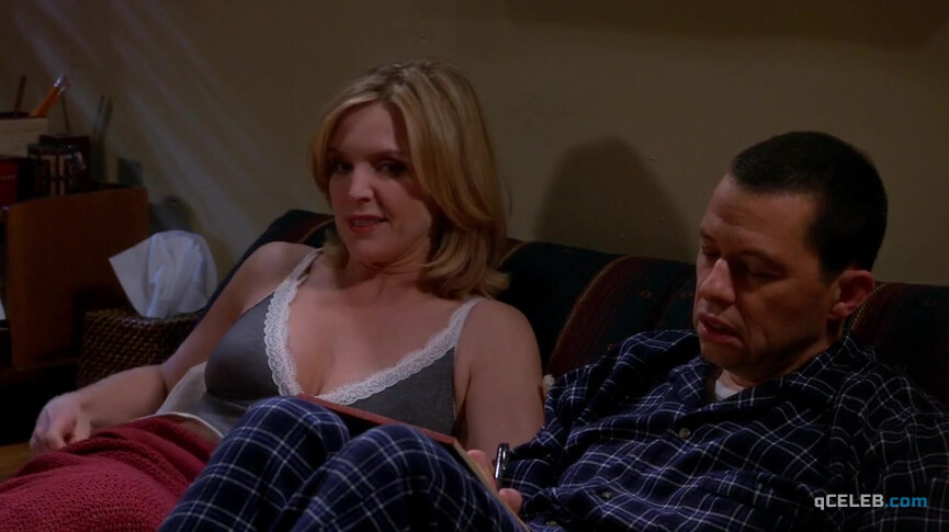 3. Courtney Thorne-Smith sexy – Two and a Half Men s12e14 (2014)