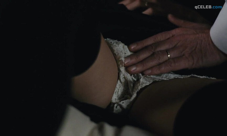 4. Berenice Bejo sexy – The Childhood of a Leader (2015)