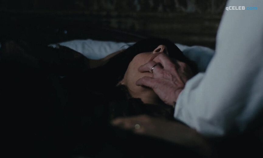 6. Berenice Bejo sexy – The Childhood of a Leader (2015)