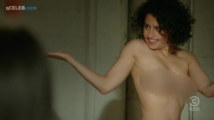 10. Ilana Glazer nude – Broad City s02e03 (2014)