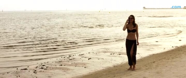 4. Jenna B Kelly sexy, Claire Forlani sexy – Precious Cargo (2016)