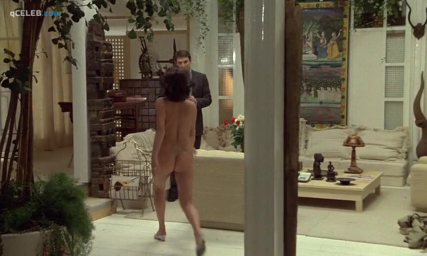 3. Elisabeth Margoni nude – The Professional (1981)