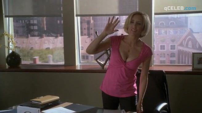 2. Felicity Huffman sexy – Desperate Housewives s06e04 (2009)
