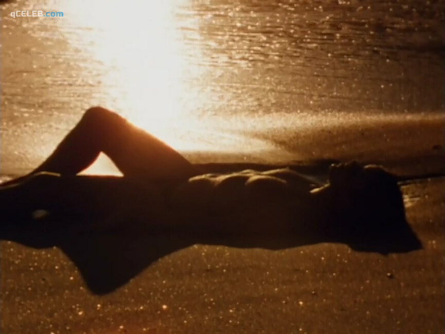 7. Hermila Guedes sexy, Keyra Myata nude, Karen Black nude – Copo de Leite (2005)