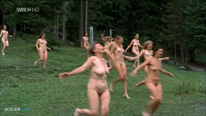 5. Judith Hofmann nude, Silke Geertz nude, Hanna Scheuring nude – Schönes Wochenende (2005)