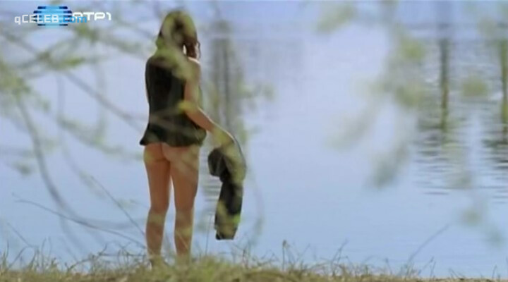 2. Debora Monteiro nude, Beatriz Batarda nude – Two Women (2009)
