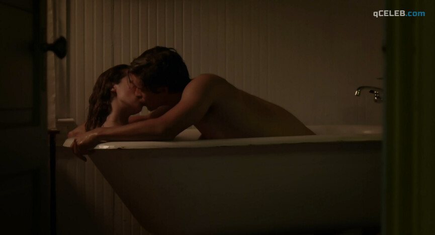 9. Claire Holt sexy, Alycia Debnam-Carey sexy, Francesca Eastwood nude – A Violent Separation (2019)