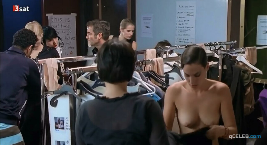 3. Julie Fournier nude, Zoe Mikuleczky nude – Snow White (2005)