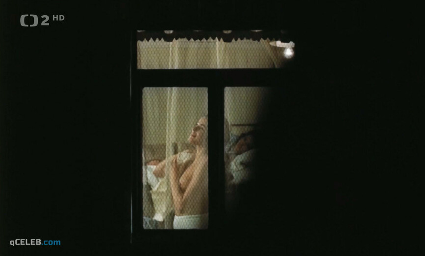 4. Tereza Bariova nude – Larks on a String (1969)