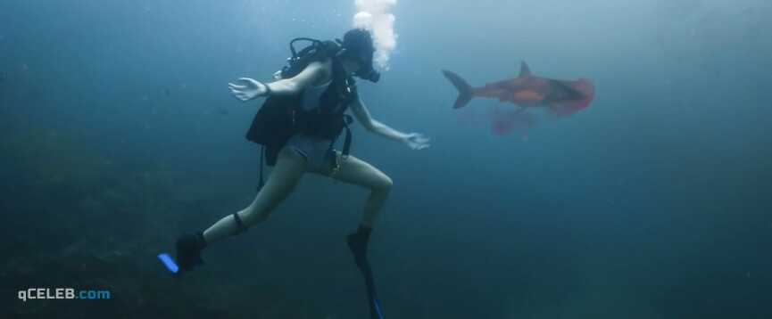 23. Tania Raymonde sexy – Deep Blue Sea 3 (2020)