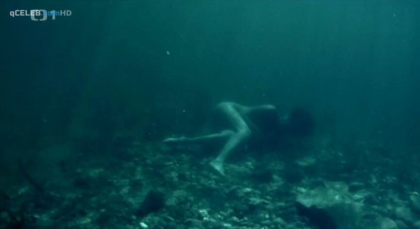 2. Zuzana Kanoczova nude – Heaven, Hell ... Earth (2009)