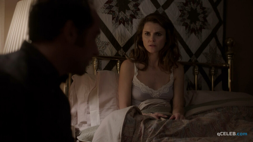 1. Keri Russell sexy– The Americans s04e02 (2016) – The Americans (2016)