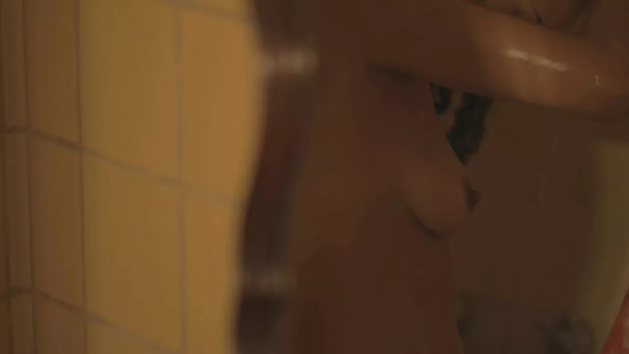 Carolina Bazzalo nude – Cariñito (2015)