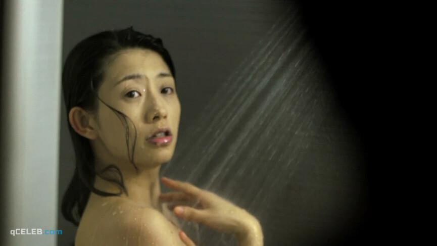 25. Tia Tan nude, Satomi Hiraguri nude, Sasa Handa sexy – Colony (2016)