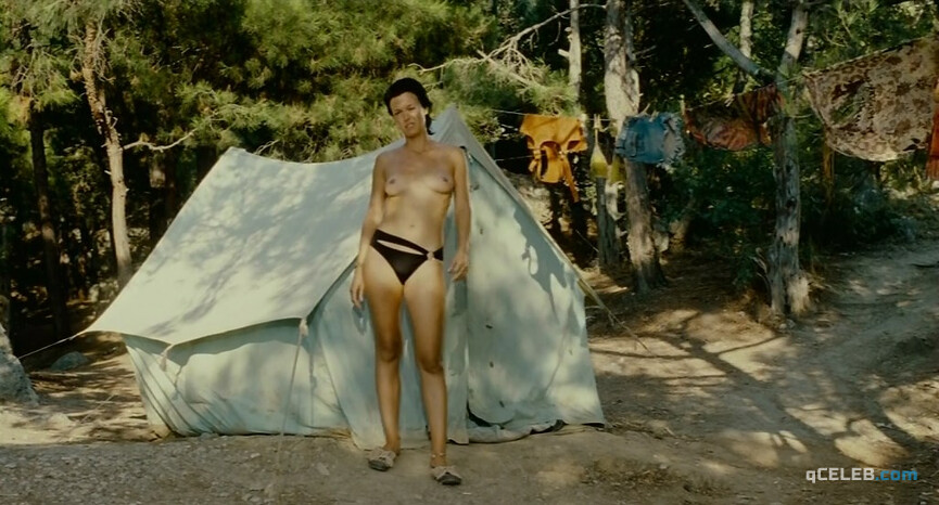 9. Irina Novak nude, Natalia Dufraisse nude, Marina Petrenko nude – Savages (2006)