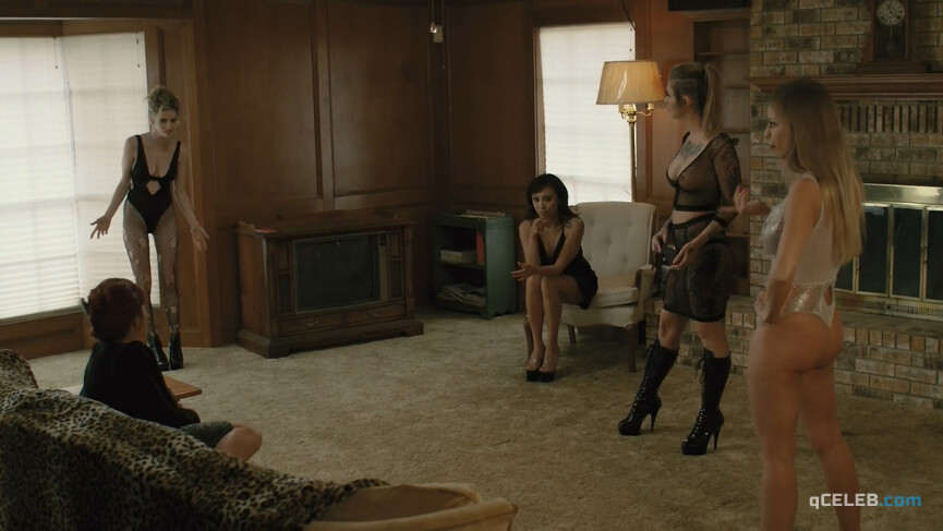 9. Britney Amber nude, Kleio Valentien nude, Christine Nguyen nude, Cherie DeVille nude, Cody Renee Cameron nude, Rebecca Love sexy – Girls Guns and Blood (2019)