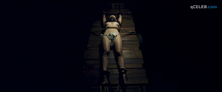 17. Lisa Belle nude, Jodii Christianson nude, Kaniehtiio Horn nude – The Theatre Bizarre (2011)