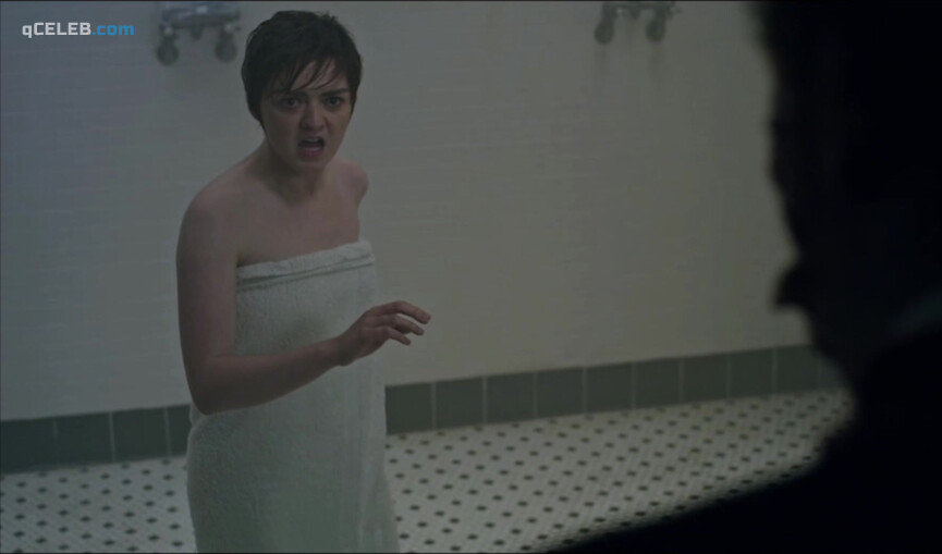 13. Blu Hunt sexy, Maisie Williams sexy – The New Mutants (2020)
