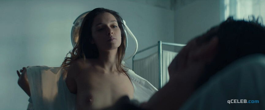 1. Marie-Ange Casta nude, Sara Cardinaletti nude, Sara Serraiocco nude – The Ruthless (2019)