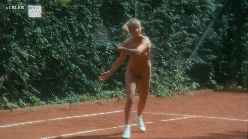 9. Tatjana Simic nude, Natascia Paolucci nude, Tatjana van Zanten nude, Apollonia van Ravenstein nude, Tina Shaw nude – Flodder (1986)