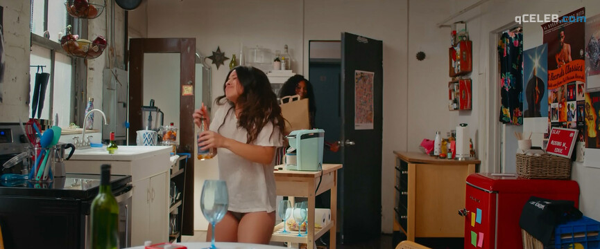 6. Gina Rodriguez sexy, Brittany Snow sexy, DeWanda Wise sexy – Someone Great (2019)