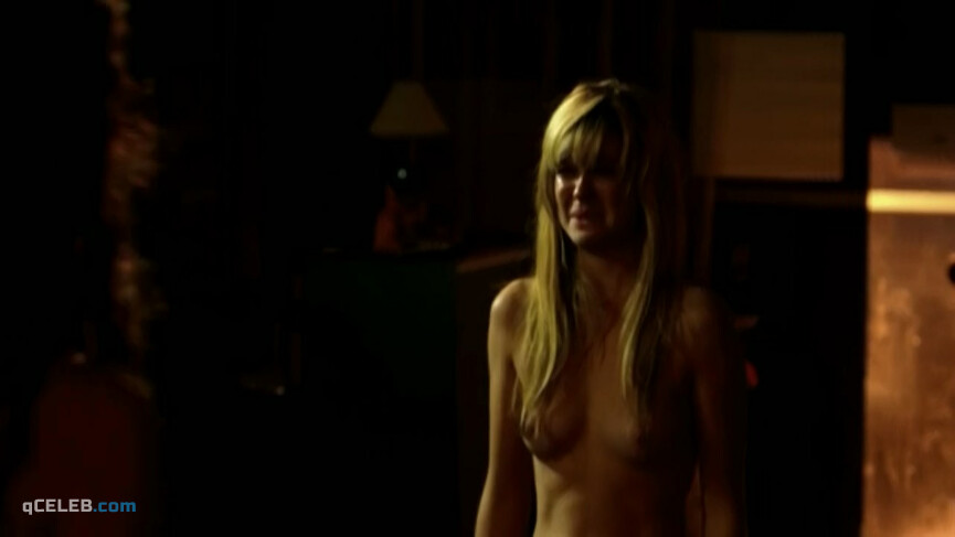 12. Gabriella Vergani nude, Gilda Nomacce sexy – Jibóia (2011)