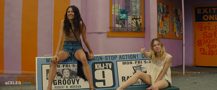 2. Dakota Fanning sexy, Margaret Qualley sexy – Once Upon a Time… in Hollywood (2019)