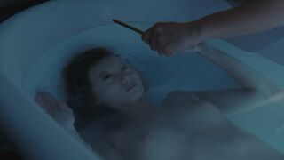 Alba Ribas sexy, Mireia Oriol sexy, Laia Manzanares nude – Waste (2016)