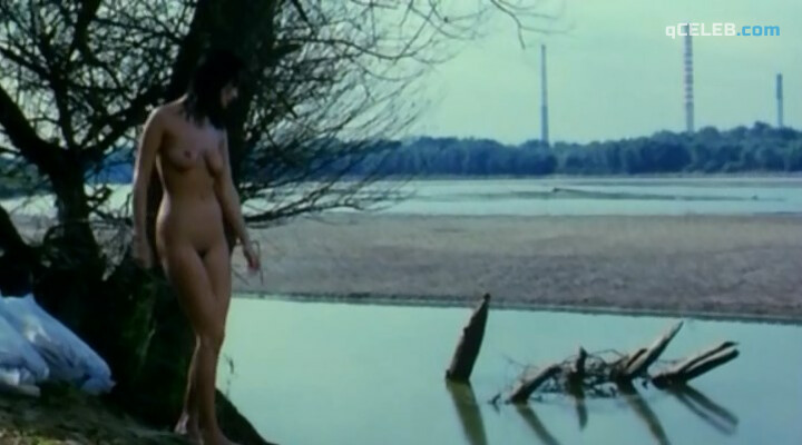 12. Magdalena Cielecka nude, Violetta Kolakowska nude – Egoiści (2000)