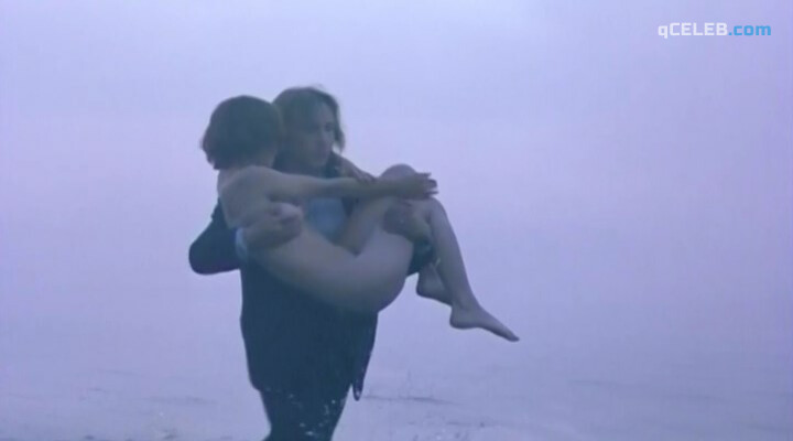3. Ilyana Pavlova nude, Kyulli Teetamm sexy, Merle Palmiste nude – The Heart of the Bear (2001)