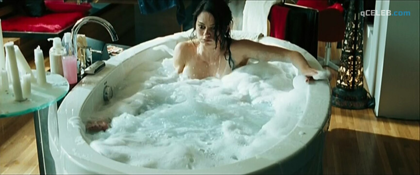10. Lucie Laurier nude – Nitro (2007)