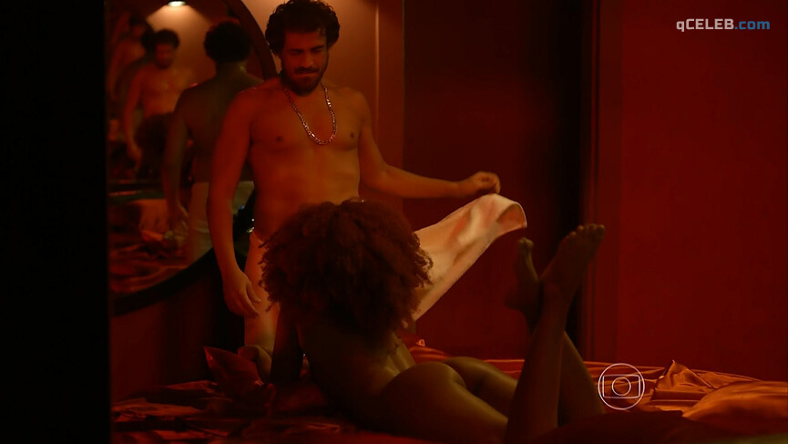 3. Maria Bia nude – Sexo e as Negas s01e02 (2014)