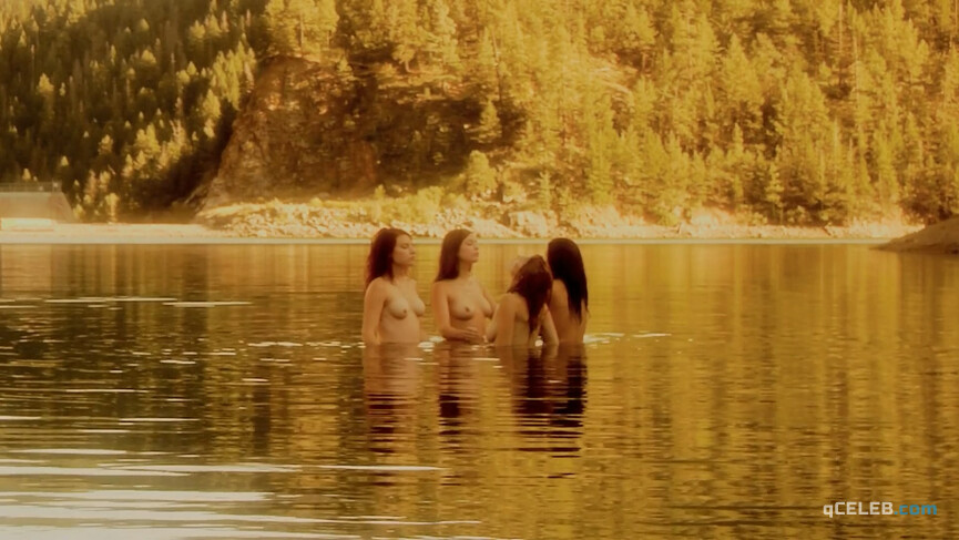 9. Robin Sydney nude, Eve Mauro nude, Carlee Baker nude, Eryn Joslyn nude – Wicked Lake (2008)
