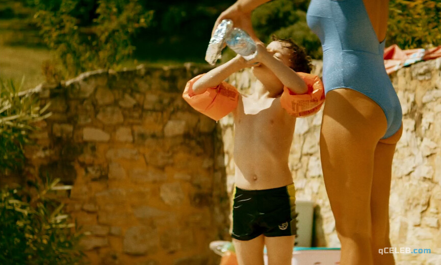 8. Adele Exarchopoulos sexy – Back Home (2019)