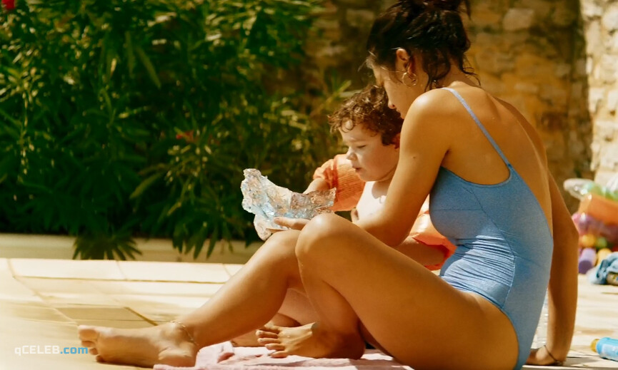 9. Adele Exarchopoulos sexy – Back Home (2019)