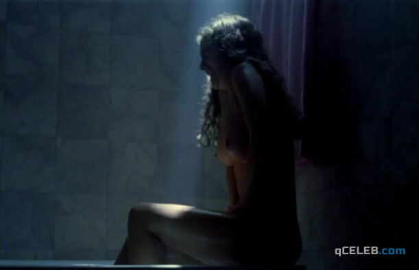 1. Leonor Seixas nude – A Passagem da Noite (2003)